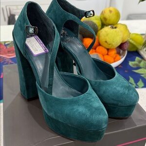 Vince Camuto Teal Platform Heels